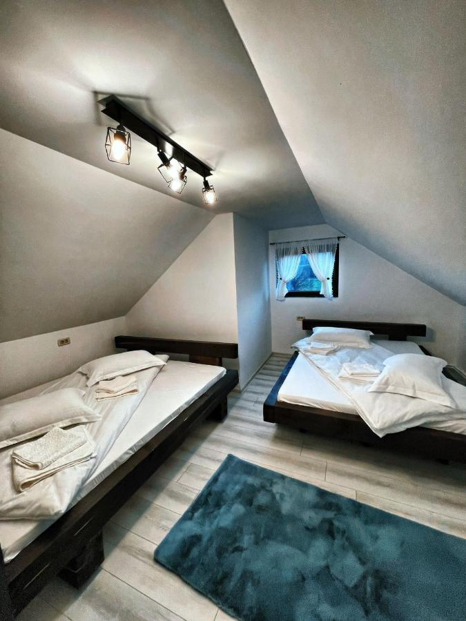 Вілла Casa Din Podirei Capu Cimpului Екстер'єр фото