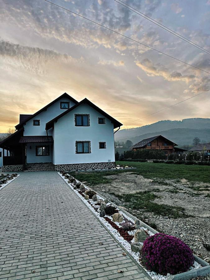 Вілла Casa Din Podirei Capu Cimpului Екстер'єр фото