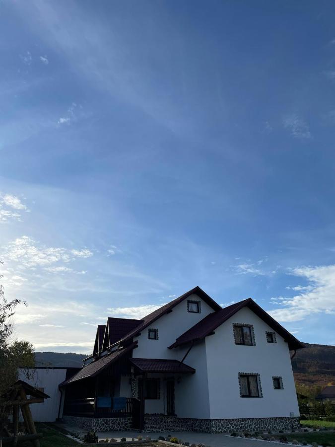 Вілла Casa Din Podirei Capu Cimpului Екстер'єр фото