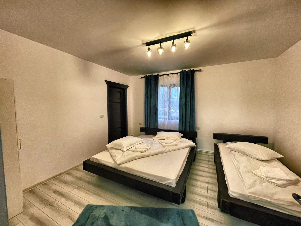 Вілла Casa Din Podirei Capu Cimpului Екстер'єр фото